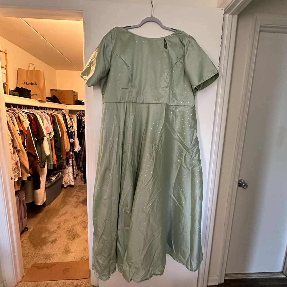 Simple Plus Size Anarkali (SIZE 52) - Picture 2 of 6